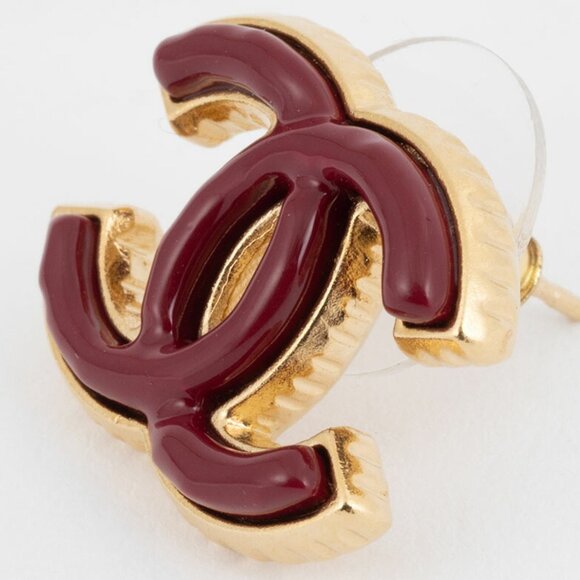 CHANEL Red Earrings - Picture 4 of 11